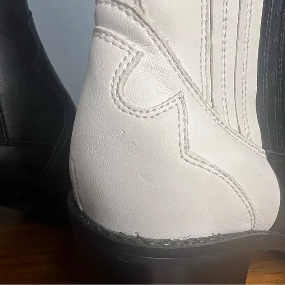 Dolce Vita Jaklin Boots 7.5M Black White Western Block Heel Booties boho