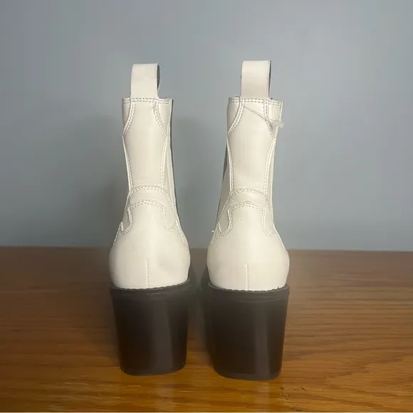 Dolce Vita Jaklin Boots 7.5M Black White Western Block Heel Booties boho