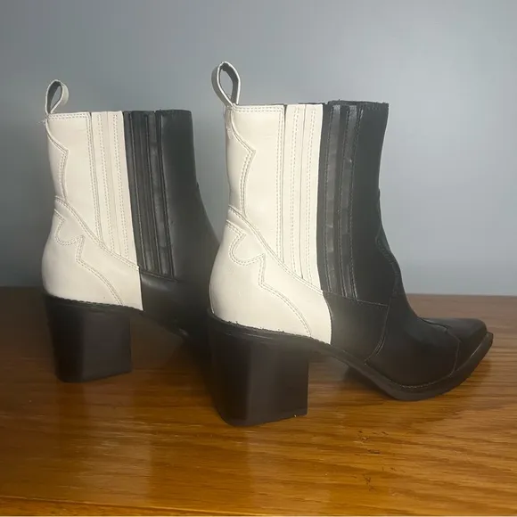 Dolce Vita Jaklin Boots 7.5M Black White Western Block Heel Booties boho