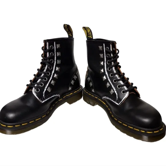 Dr. Martens 1460 Stud Leather Black Rolled Vintage Smooth Boots