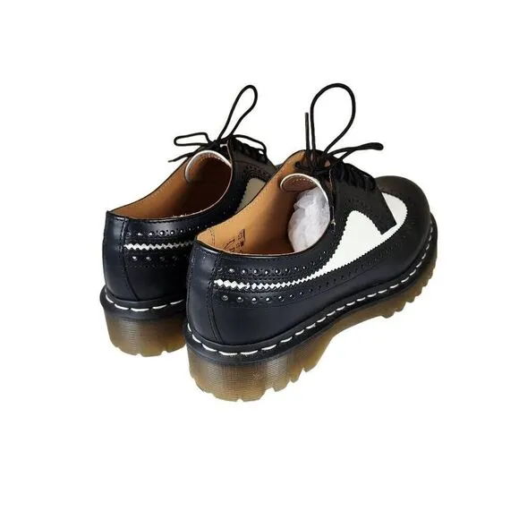 Dr. Martens, 3989 Brogue BEX 3-Eye Leather Wingtip Shoe for Men and Women, Black