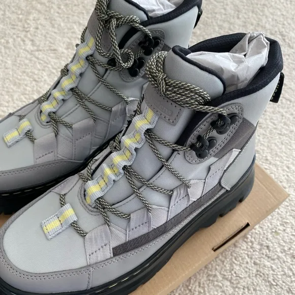 Dr. Martens Boury Hiker Boot NIB Size US 7/UK 5 - Mid Grey