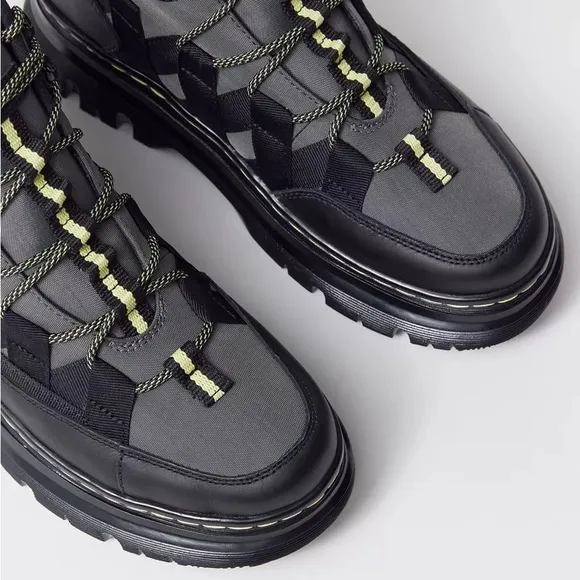 Dr. Martens Boury Hiker Boot NIB Size US 7/UK 5 - Mid Grey