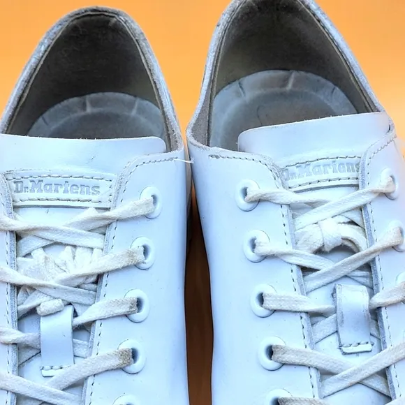 Dr. Martens DANTE Shoes Men's Sz 10 Women's Sz 11.