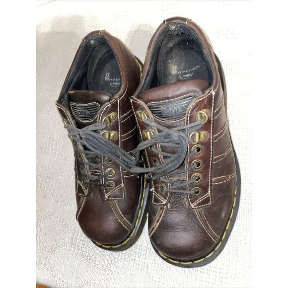 Dr. Martens Fashion Shoes Men’s Size 8 Medium Brown Leather Lace Up Lug Sole