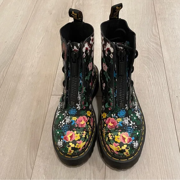 Dr. Martens SINCLAIR FLORAL MASH UP BACKHAND LEATHER PLATFORM BOOTS size 6