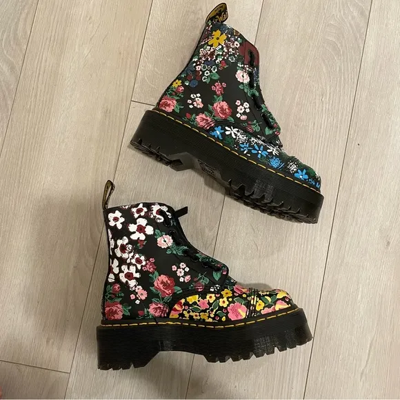 Dr. Martens SINCLAIR FLORAL MASH UP BACKHAND LEATHER PLATFORM BOOTS size 6