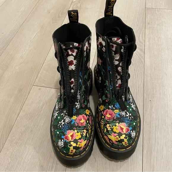 Dr. Martens SINCLAIR FLORAL MASH UP BACKHAND LEATHER PLATFORM BOOTS size 6