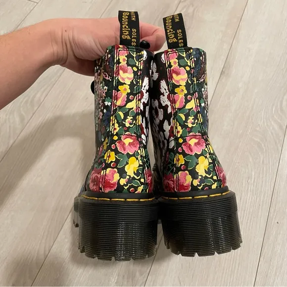 Dr. Martens SINCLAIR FLORAL MASH UP BACKHAND LEATHER PLATFORM BOOTS size 6