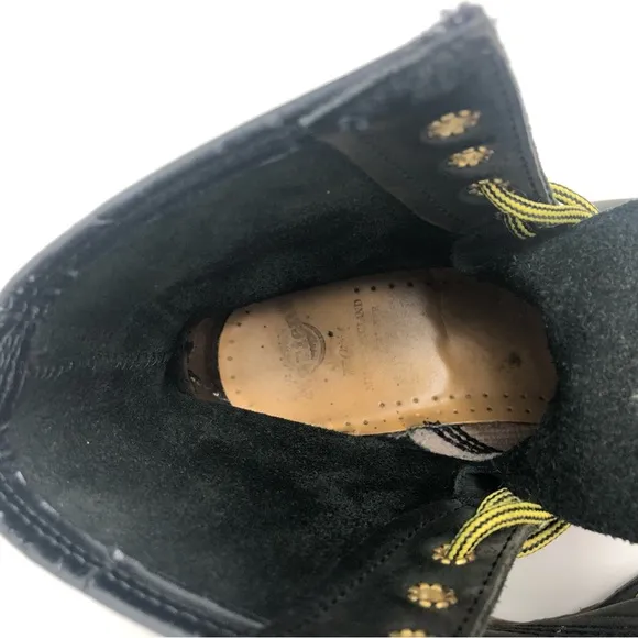 Dr Martens Soft Leather Lace Up Distressed Vintage Boots Black Youth Size 3