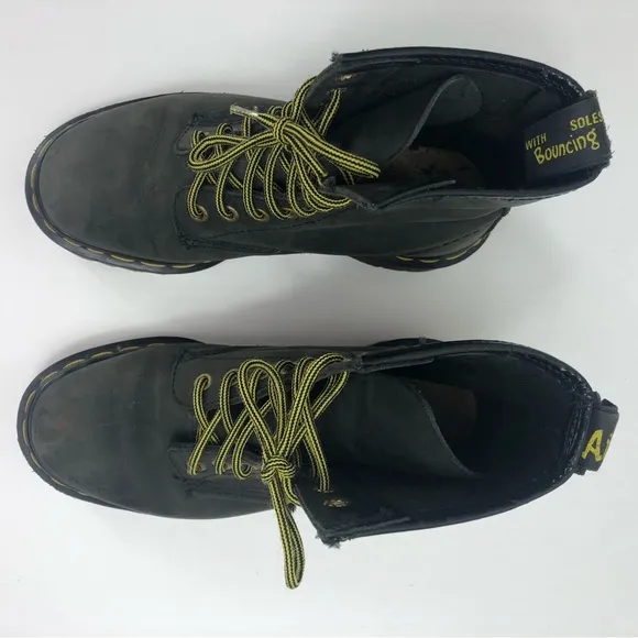Dr Martens Soft Leather Lace Up Distressed Vintage Boots Black Youth Size 3
