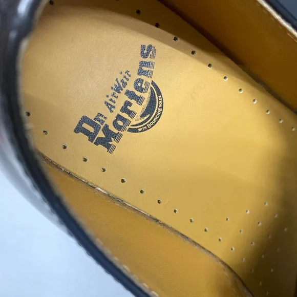Dr. Martens The Original Leather Air Ware Lace Shoes
