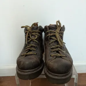 Dr. Marten's vintage 8505 brown boots Mens 6 Bouncing Souls Air Wair