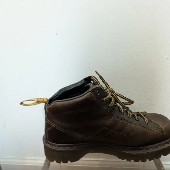 Dr. Marten's vintage 8505 brown boots Mens 6 Bouncing Souls Air Wair