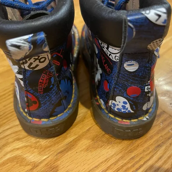Dr Martens Vintage kids boots size 12