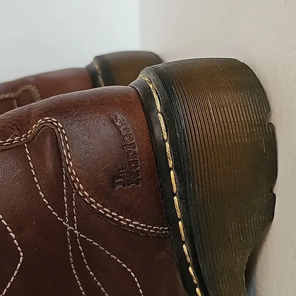 Dr. Martens Vintage Y2K leather boots