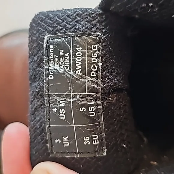 Dr. Martens Vintage Y2K leather boots