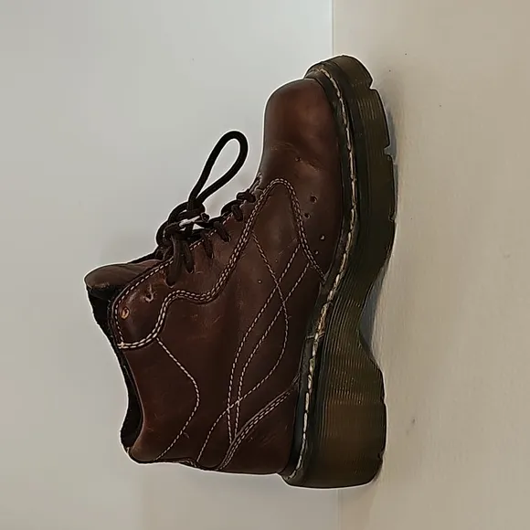 Dr. Martens Vintage Y2K leather boots