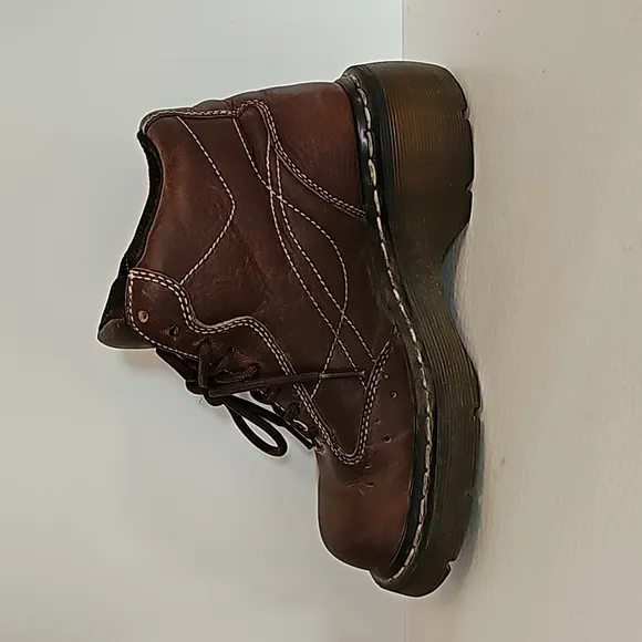 Dr. Martens Vintage Y2K leather boots