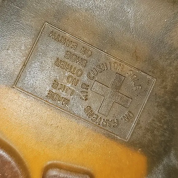 Dr. Martens Vintage Y2K leather boots