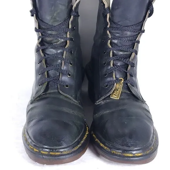 Dr. Martens Women's VTG Clemency US7,5? Smooth Black Leather LaceUp Heels Boots