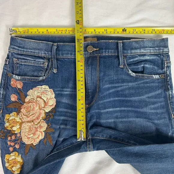 Driftwood Anthropologie Eva Floral Embroidered Mid Rise Stretch Flare Jeans 31