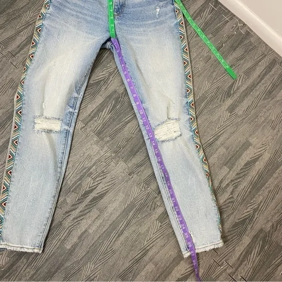Driftwood Gizelle Embroidered Girlfriend Skinny Distressed Jeans