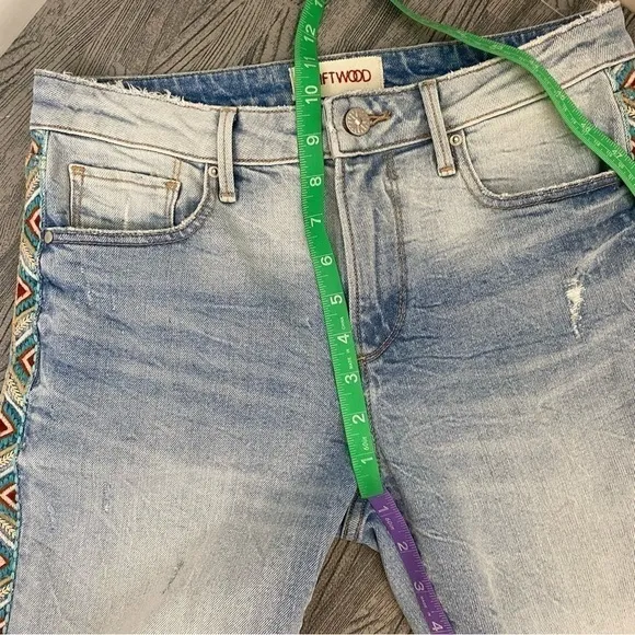 Driftwood Gizelle Embroidered Girlfriend Skinny Distressed Jeans