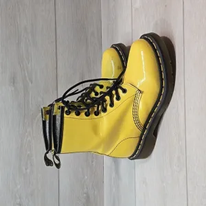 Dr.Martens Womens 1182 High Top Leather Yellow combat Chunky Tractor shoes 6