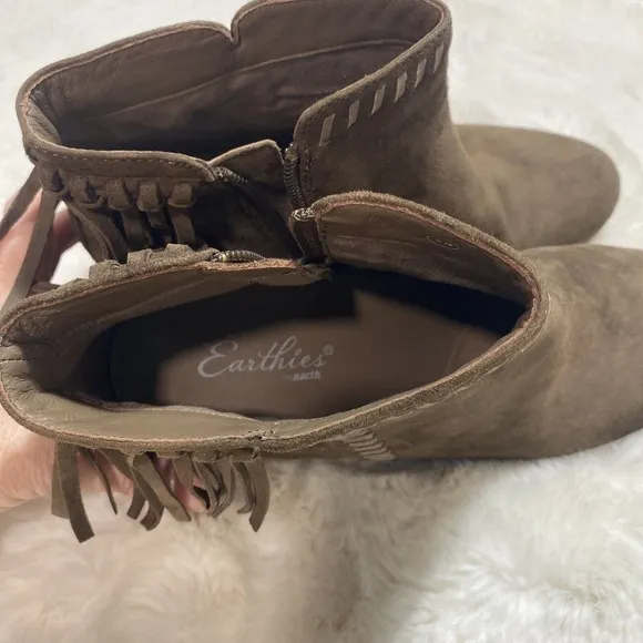 Earthies Women's Zurich Brown Fringe Suede Ankle Boots Sz 9B Festival Western