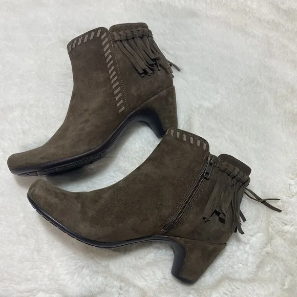 Earthies Women's Zurich Brown Fringe Suede Ankle Boots Sz 9B Festival Western