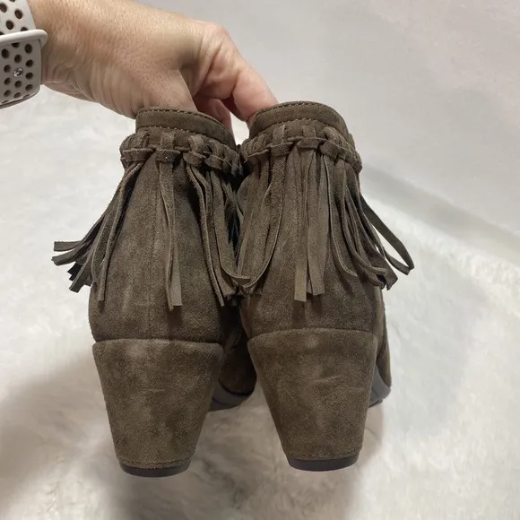 Earthies Women's Zurich Brown Fringe Suede Ankle Boots Sz 9B Festival Western