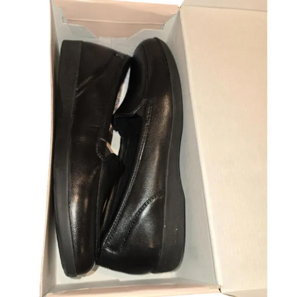 Easy Spirit Devitt Loafer in Black New in Box Size 6.5