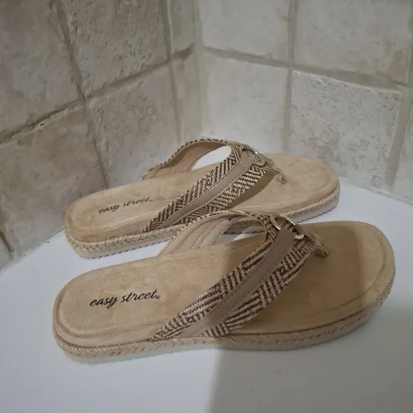 Easy Street Beige Tan Boho Sandals Size 5