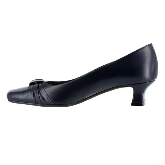 Easy Street Waive Black Dress Heels, 1.25&quot; Heel, Size 8. Black