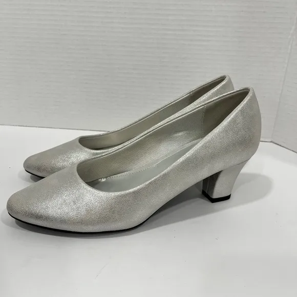 Easy Street Womens Ballari Stiletto Heel Pumps 7M
