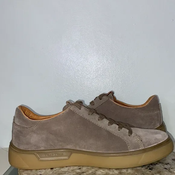 ECCO MEN'S STREET TRAY CLASSIC SNEAKER Navajo Brown Suede Size 8