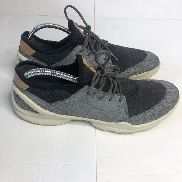 ECCO Shoes Biom Street Athletic Women's Size 10/10.5 41EU Two-Tone Gray