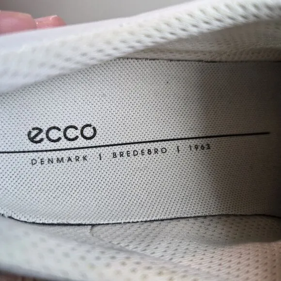 Ecco Street Lite Retro Womens Size 5-5.5 EU 36 Lace Up Shoes Sneakers White