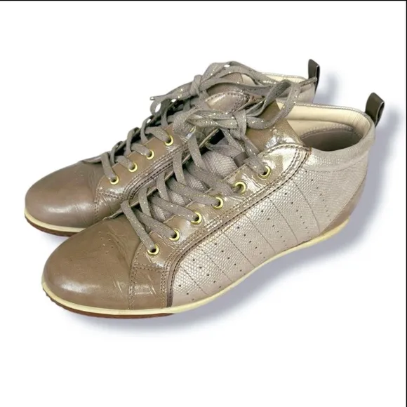 Ecco's Life Street Luxury High Top Sneaker Golf Gold Tan Shoes SZ 39 US 8 / 8.5