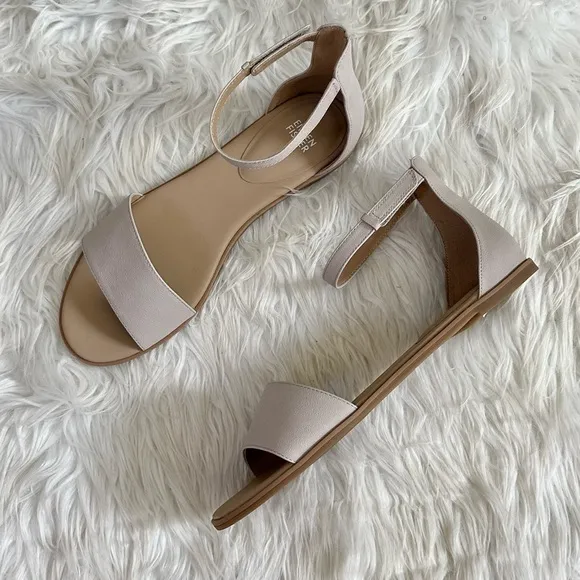 EILEEN FISHER 10 NEW Razz Tumbled Leather Ankle Strap Sandals in Chalk NIB NWT