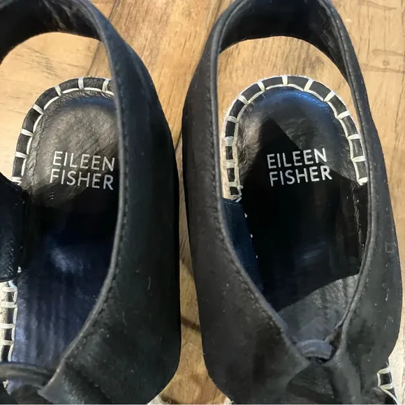 Eileen Fisher Espadrille Wedge Sandal in Black, 6.5,Summer Travel Minimalist