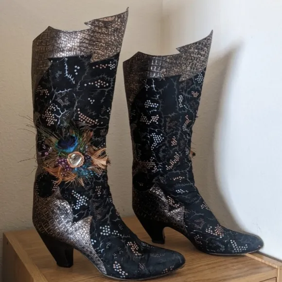 El Vaquero Vintage Snakeskin Peacock Feather Cowboy Boots