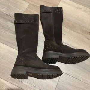 EMANUELE CRASTO Italy Suede Leather Chunky Sole Studded Boots brown size 38 7.5