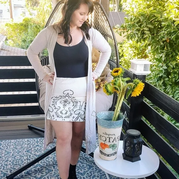 Embellished Mini skirt size large