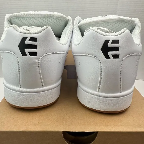 Etnies Callicut Mens White Sneakers Retro 2003 Skateboard Skate Shoes Size 9 NEW
