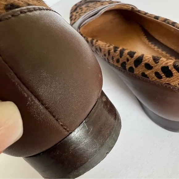 EUC Donald J. Pliner Leather and Faux Fur Animal Print Loafers size 7