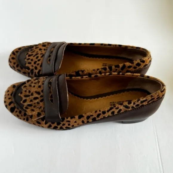 EUC Donald J. Pliner Leather and Faux Fur Animal Print Loafers size 7