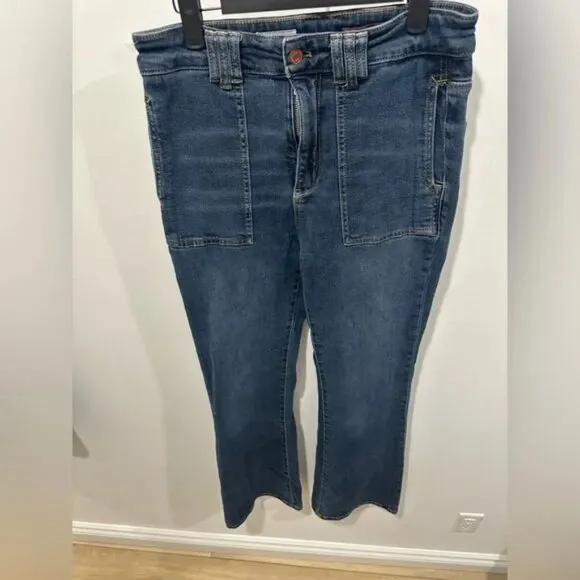EUC Pilcro The Icon Flare Jeans | Size 28 | Blue Denim