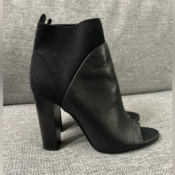 EUC Vince Aren Open Toe Black Leather &amp; Wool Heeled Boots | Block Heel Booties 8